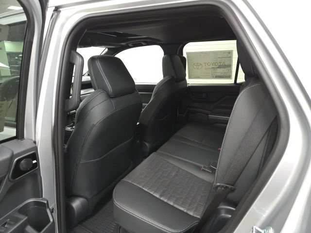 New 2026 Toyota 4Runner TRD Off-Road Premium AWD/4WD image 17