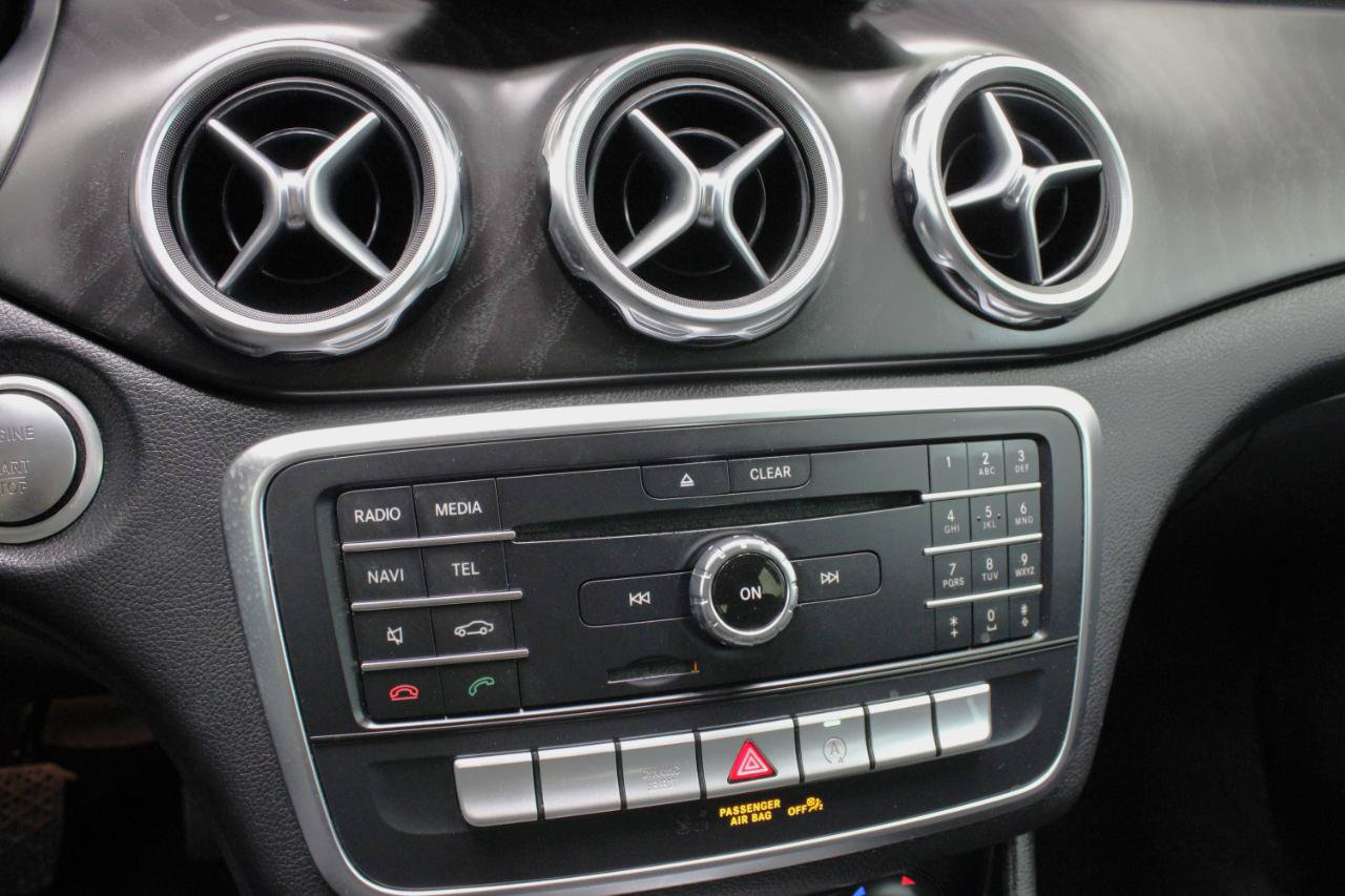 Used 2020 Mercedes-Benz GLA 250 w/ Convenience Package image 64