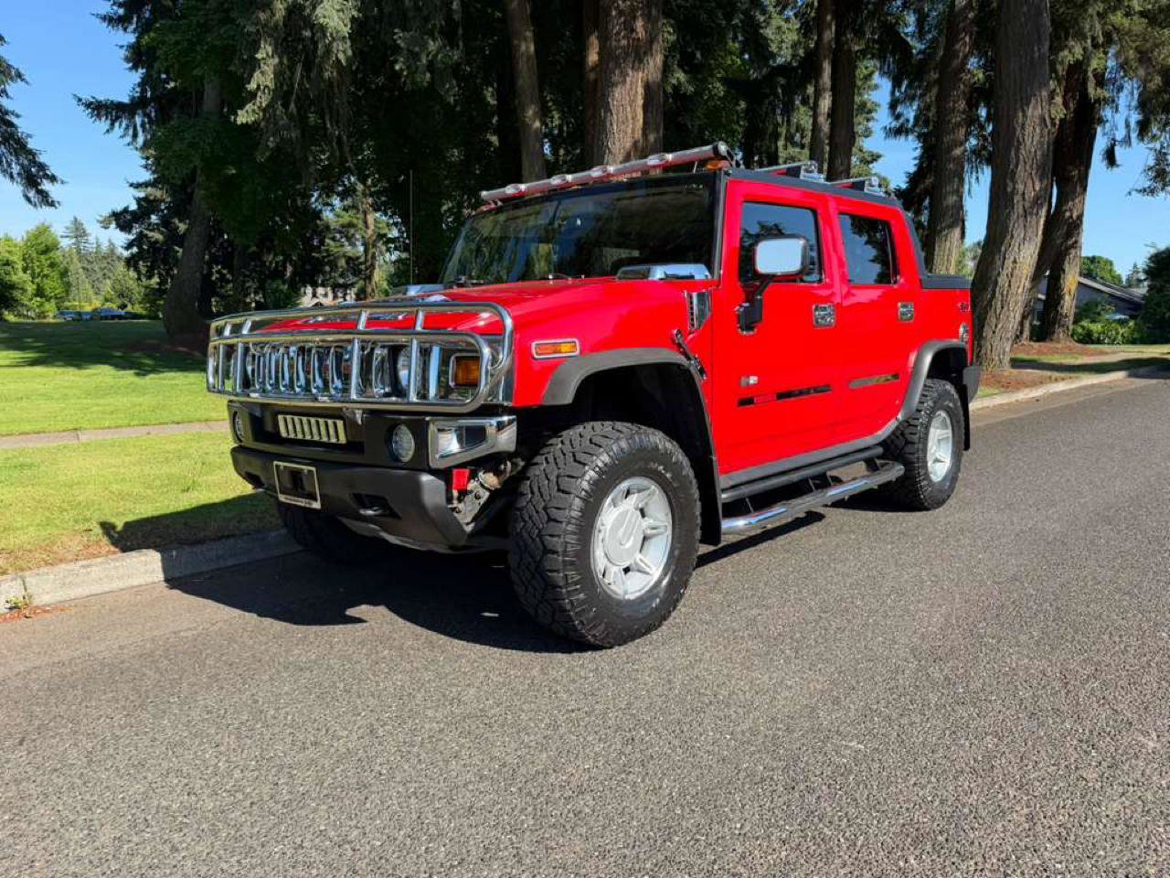 Used 2005 HUMMER H2 SUT w/ Preferred Equipment Group AWD/4WD image 9