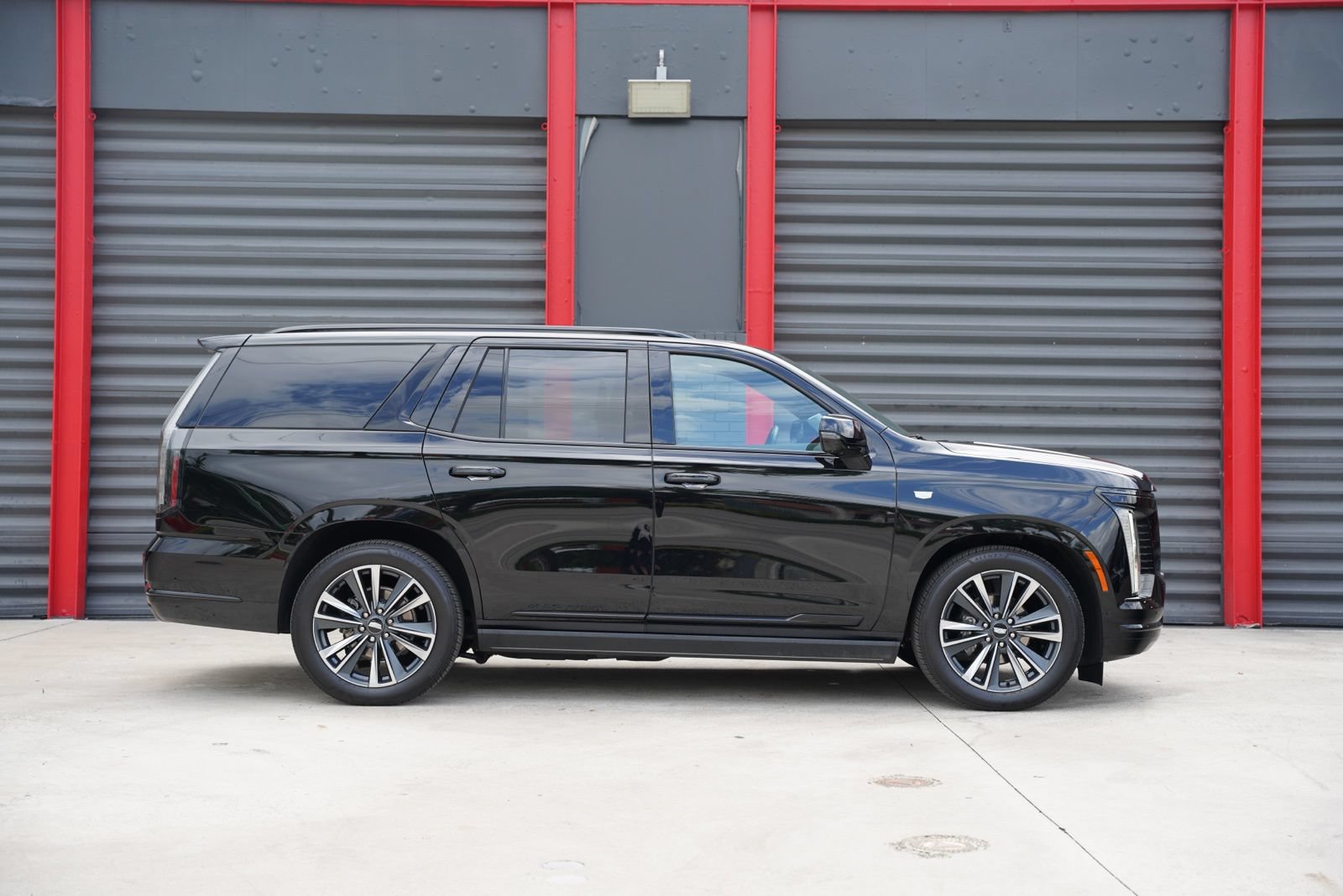 Used 2025 Cadillac Escalade Sport w/ Touring Package AWD/4WD image 7