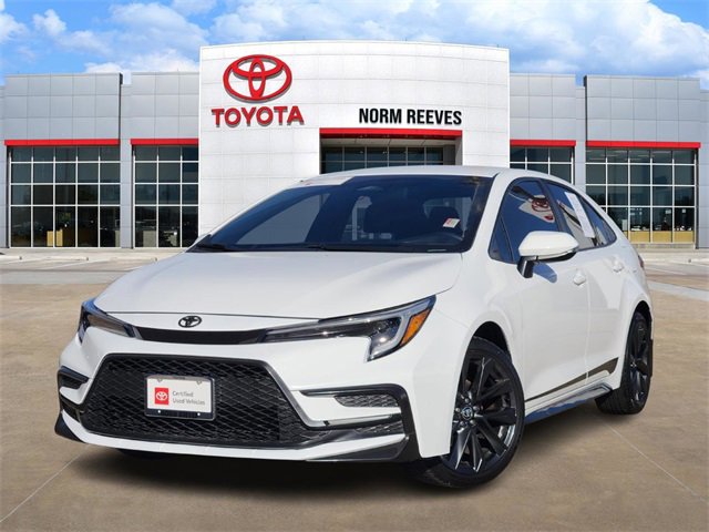 Used 2025 Toyota Corolla SE image 1