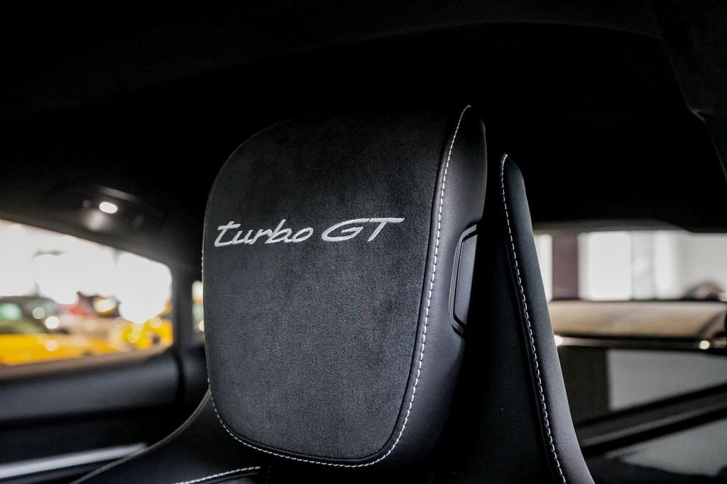 Certified 2025 Porsche Taycan Turbo GT image 16