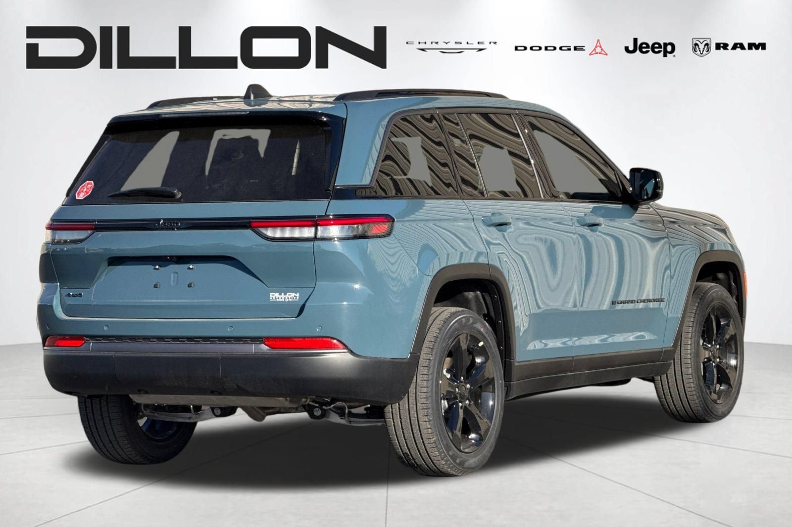 New 2026 Jeep Grand Cherokee Limited AWD/4WD image 3
