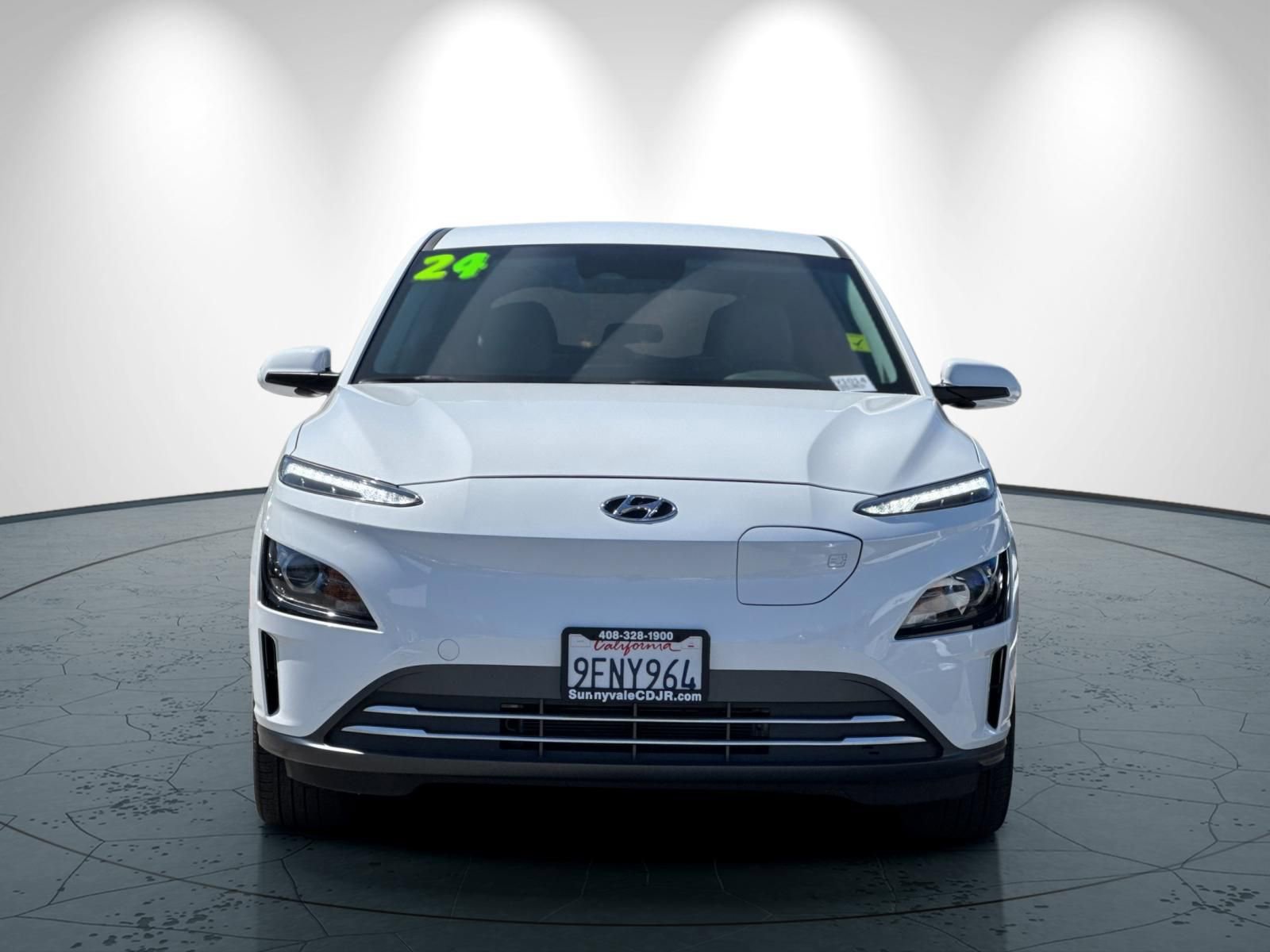 Used 2023 Hyundai Kona SE FWD image 9