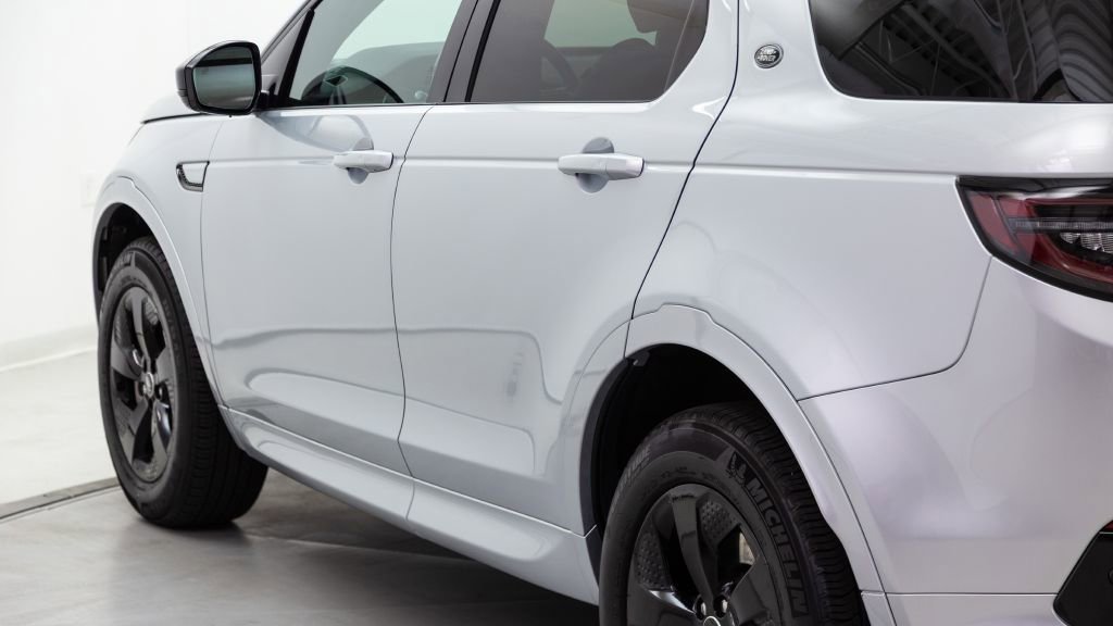 Used 2023 Land Rover Discovery Sport S R-Dynamic image 15