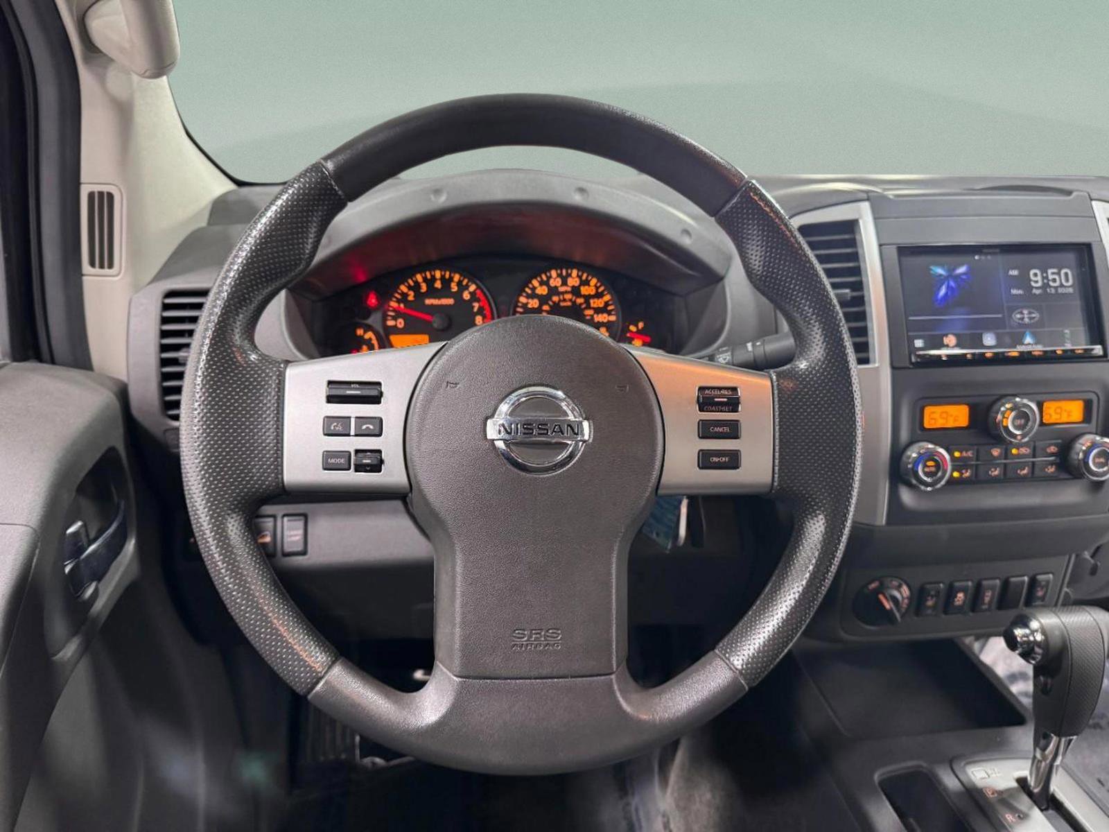 Used 2014 Nissan Frontier SV w/ SV Value Truck Package image 11