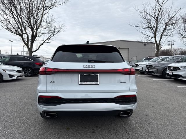 Certified 2025 Audi Q5 Prestige image 4