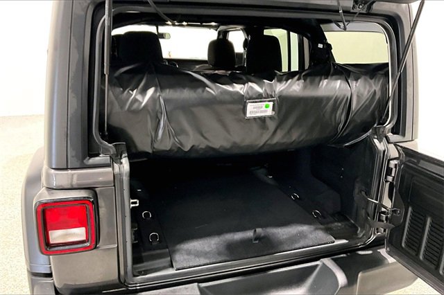 Used 2020 Jeep Wrangler Unlimited Sport image 37