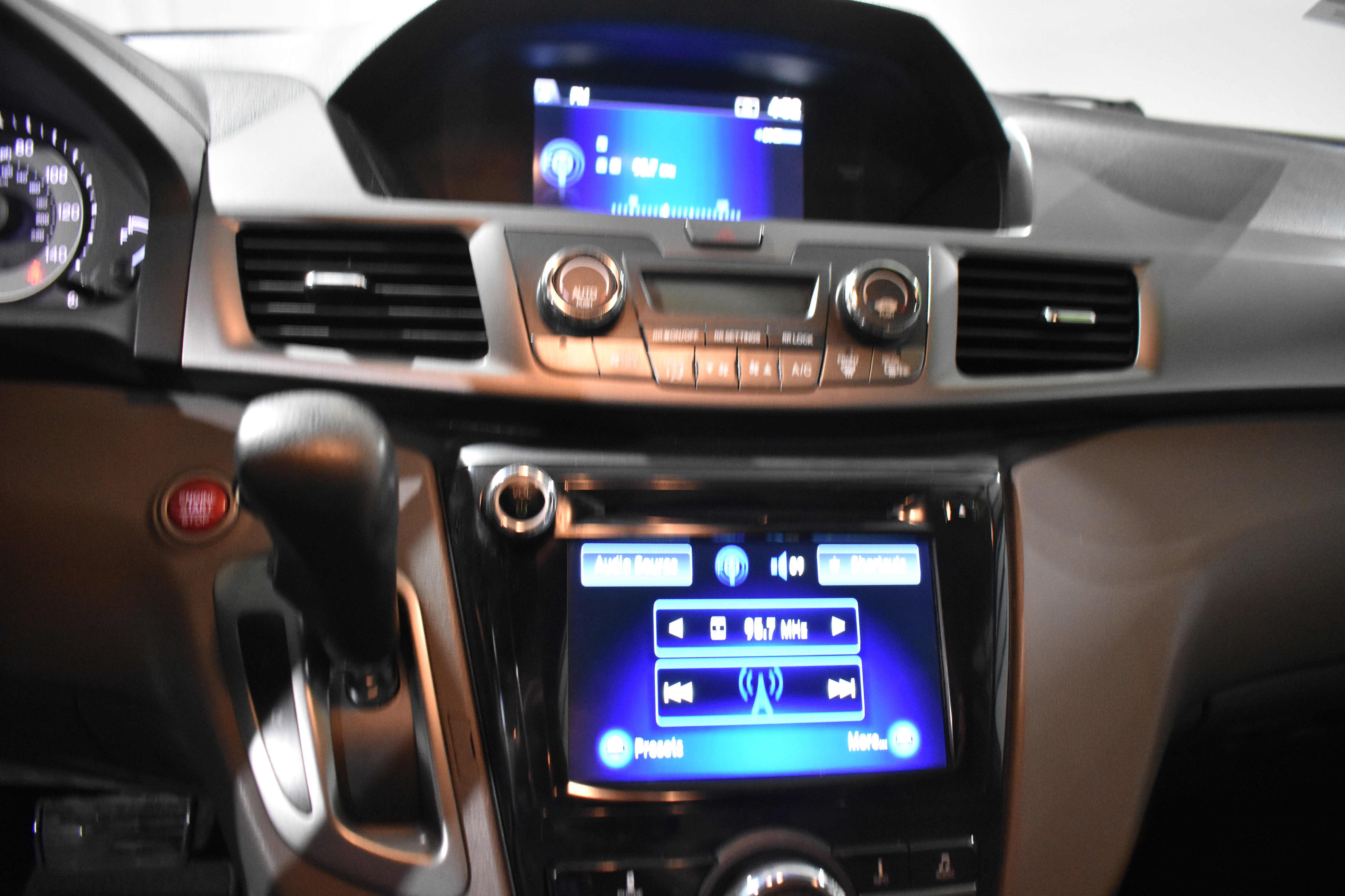 Used 2015 Honda Odyssey EX image 19