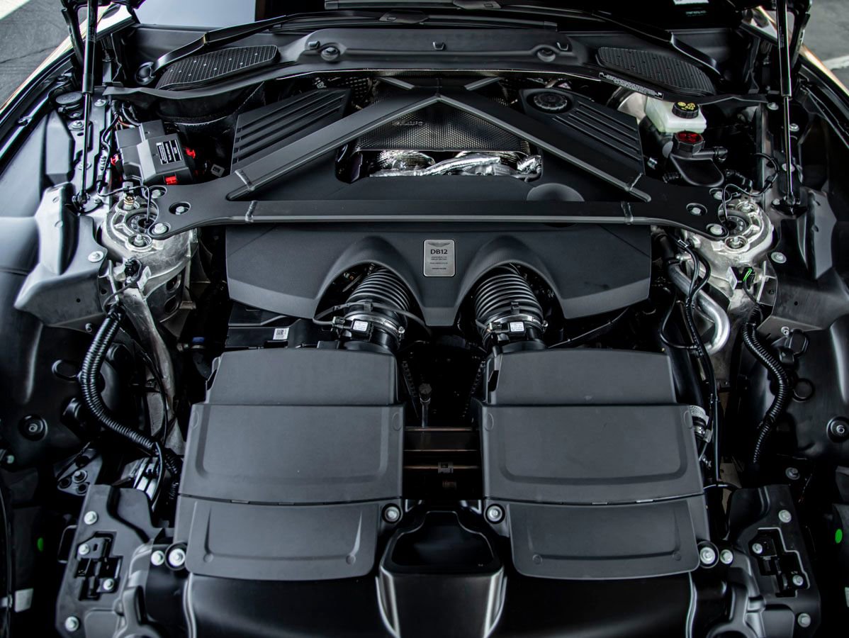 Used 2024 Aston Martin DB12 Coupe RWD image 24