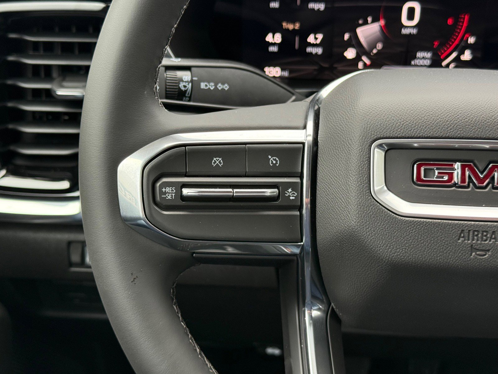 New 2026 GMC Canyon Elevation w/ Convenience Package image 15