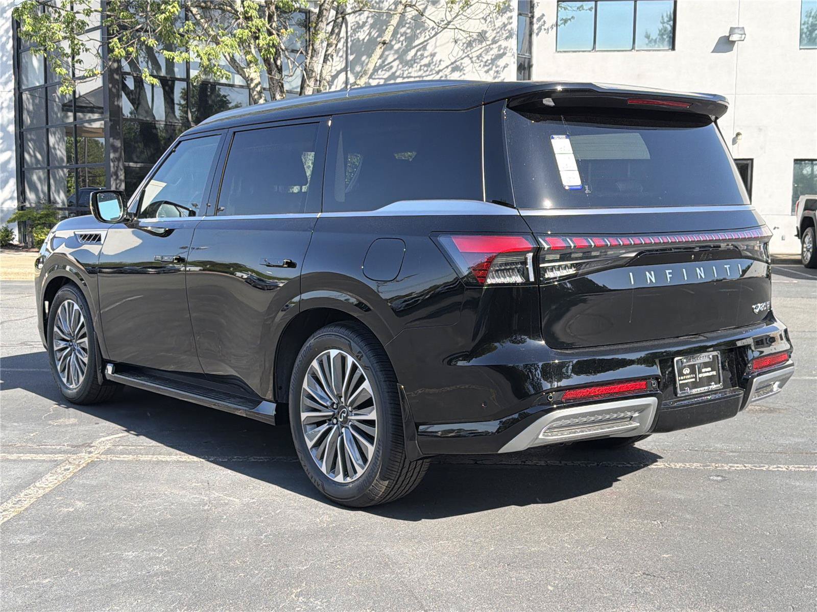 New 2026 INFINITI QX80 Luxe w/ Cargo Package AWD/4WD image 26