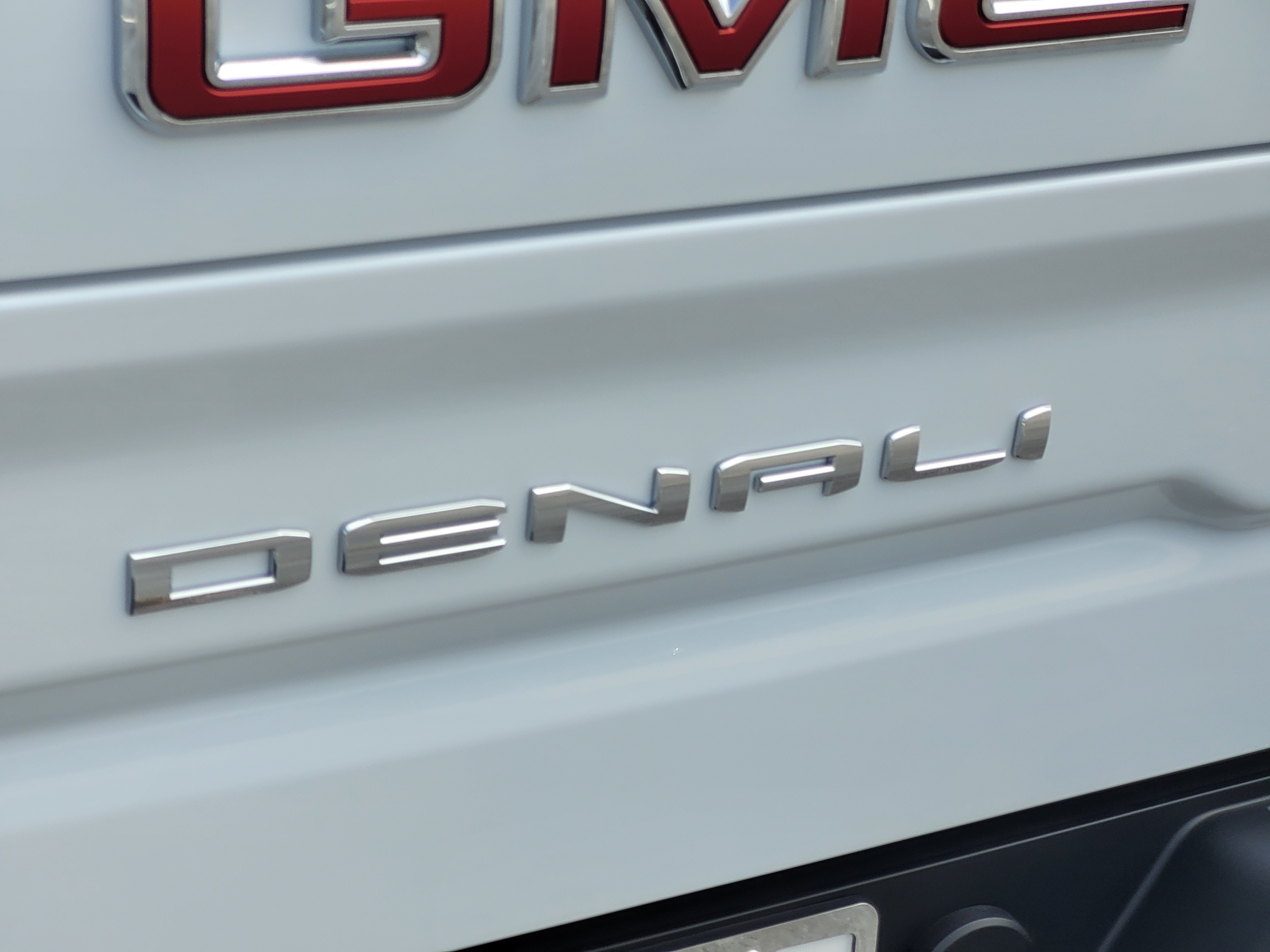 New 2026 GMC Sierra 1500 Denali AWD/4WD image 8