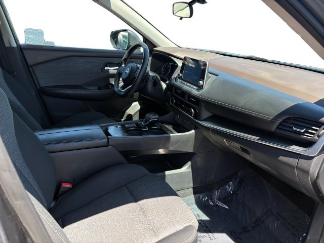 Used 2023 Nissan Rogue SV FWD image 20