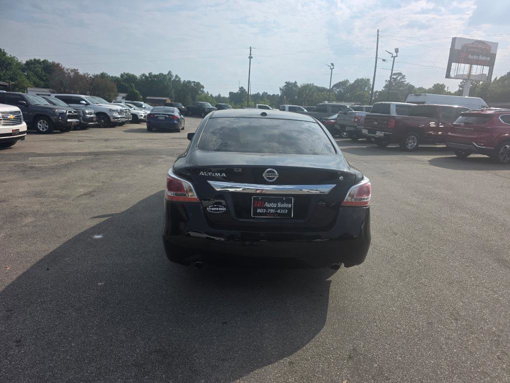 Used 2015 Nissan Altima 2.5 S w/ Power Driver Seat Package FWD image 3