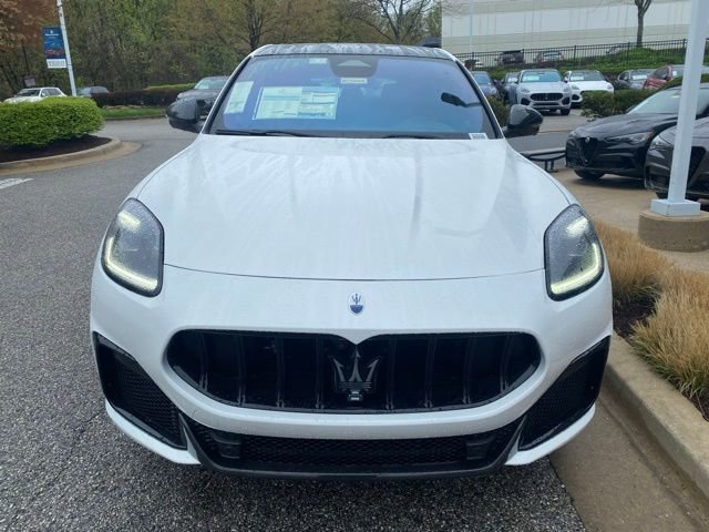 New 2025 Maserati Grecale Trofeo image 3