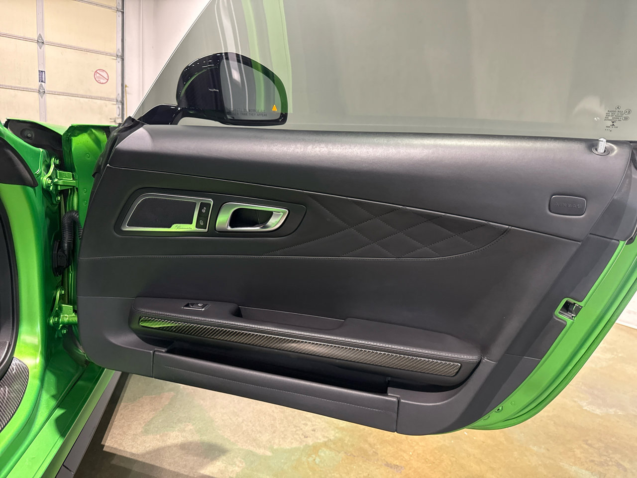 Used 2020 Mercedes-Benz AMG GT R image 30