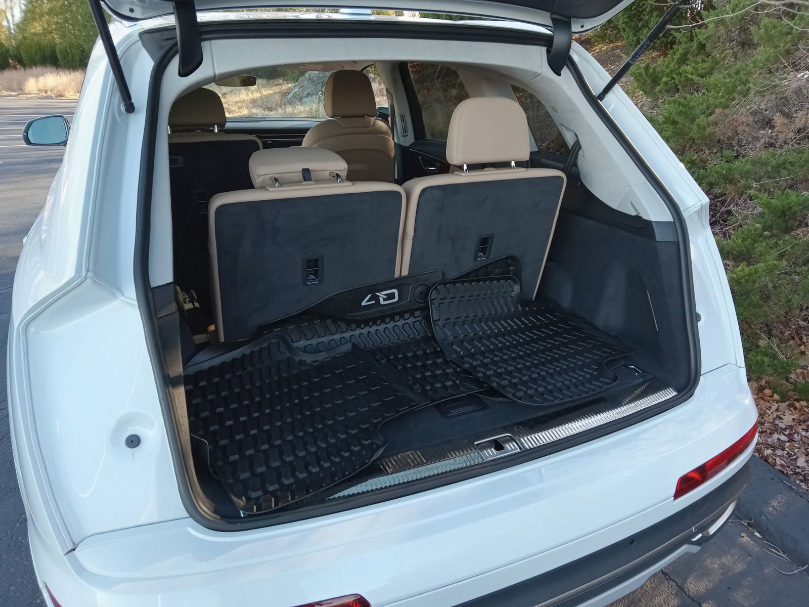 Used 2023 Audi Q7 3.0T Prestige image 24