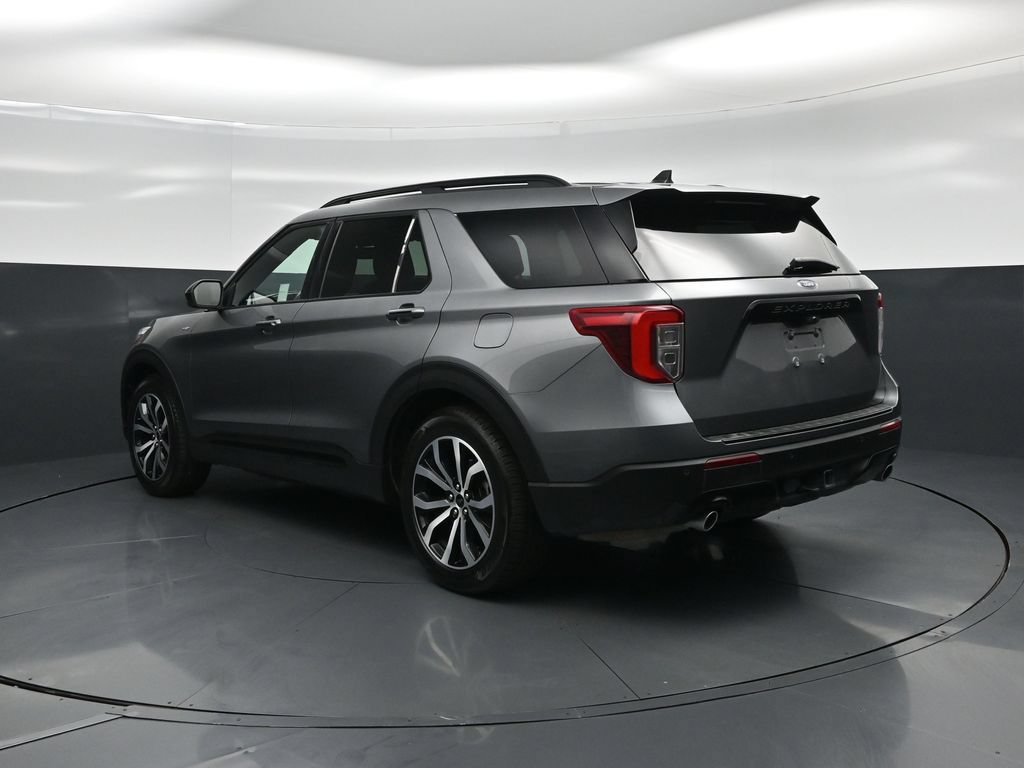 Certified 2023 Ford Explorer ST-Line w/ Class IV Trailer Tow Package RWD image 7