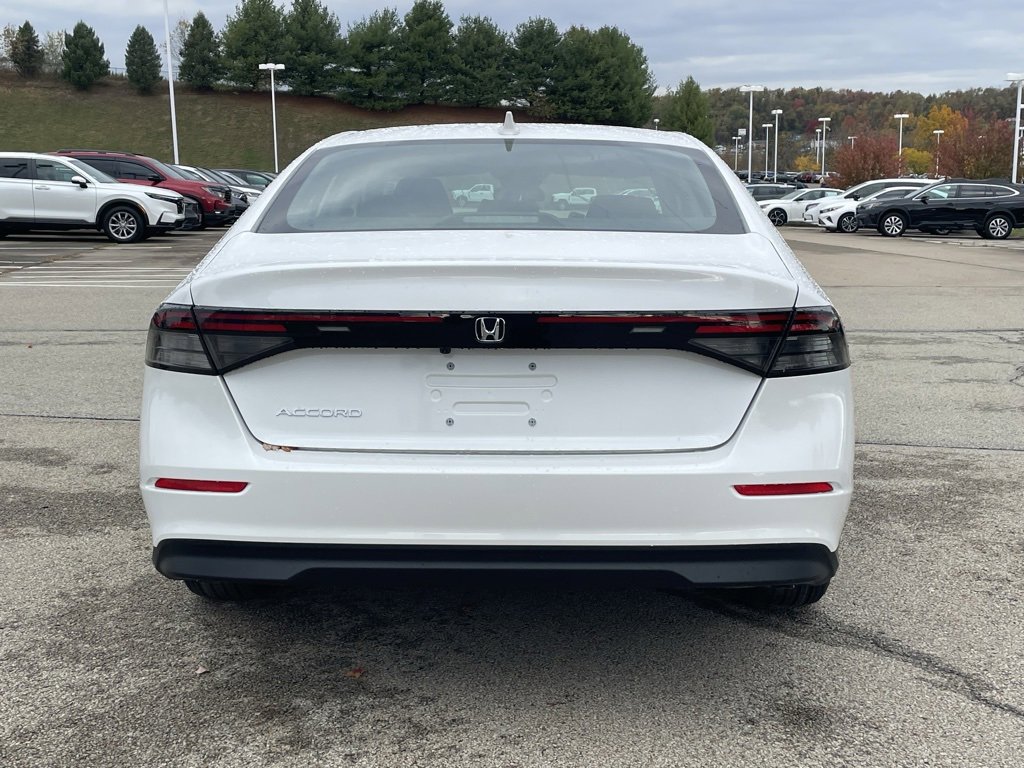 New 2025 Honda Accord LX image 4