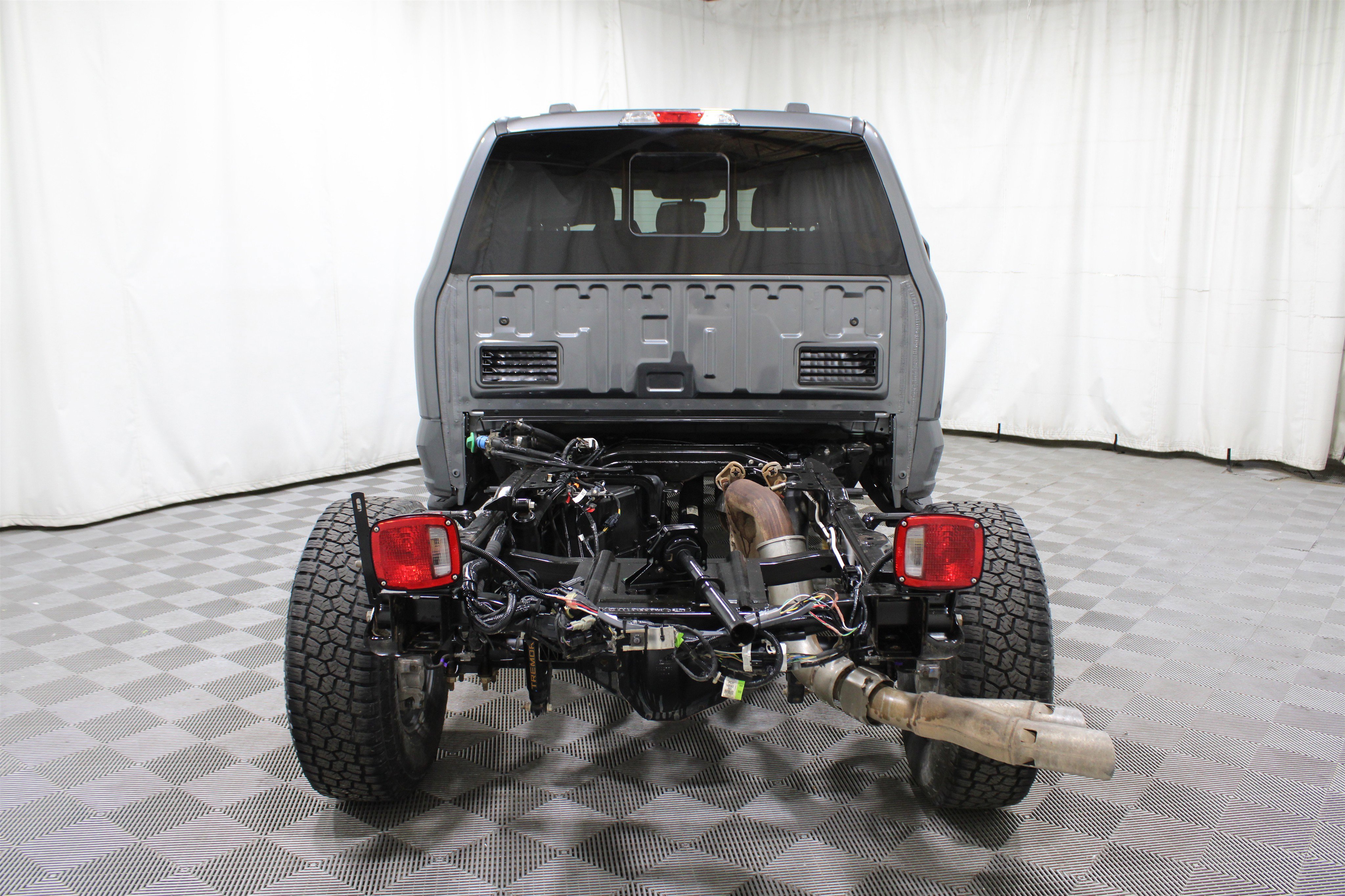 Used 2023 Ford F350 XLT w/ Tremor Off-Road Package image 31