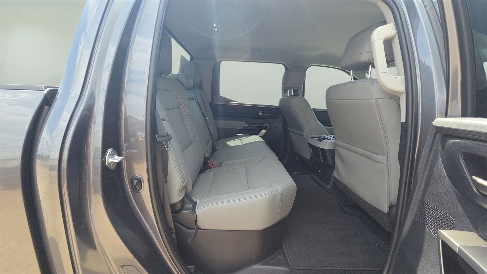 Used 2023 Toyota Tundra Limited image 14
