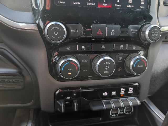 Used 2022 RAM 3500 Laramie AWD/4WD image 20