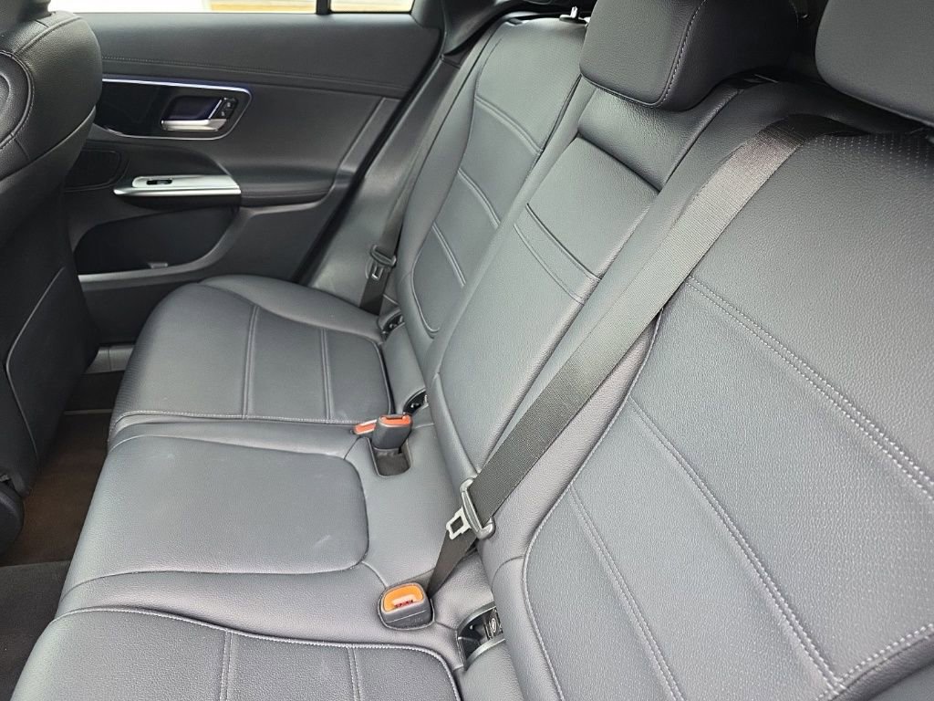 Used 2024 Mercedes-Benz GLC 300 4MATIC image 20