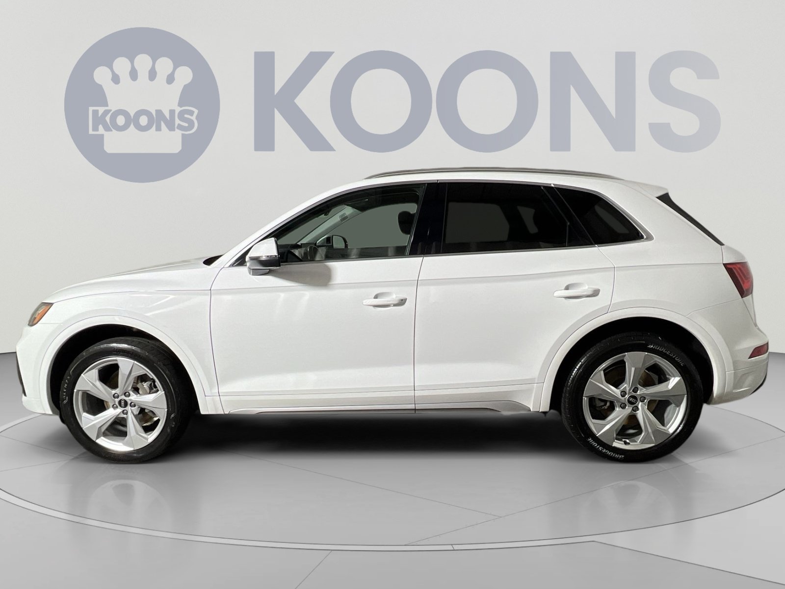 Used 2021 Audi Q5 2.0T Premium Plus w/ Premium Plus Package AWD/4WD image 2