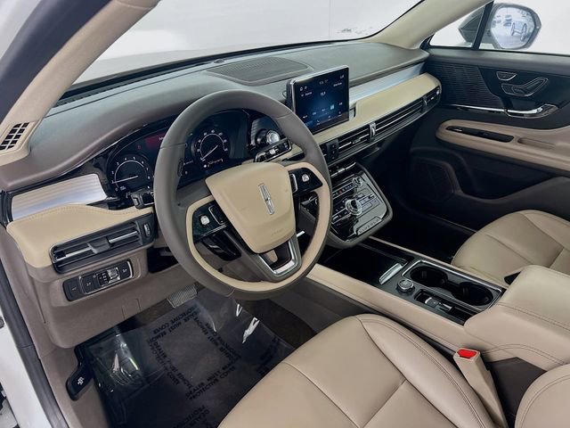 Used 2022 Lincoln Corsair FWD image 11