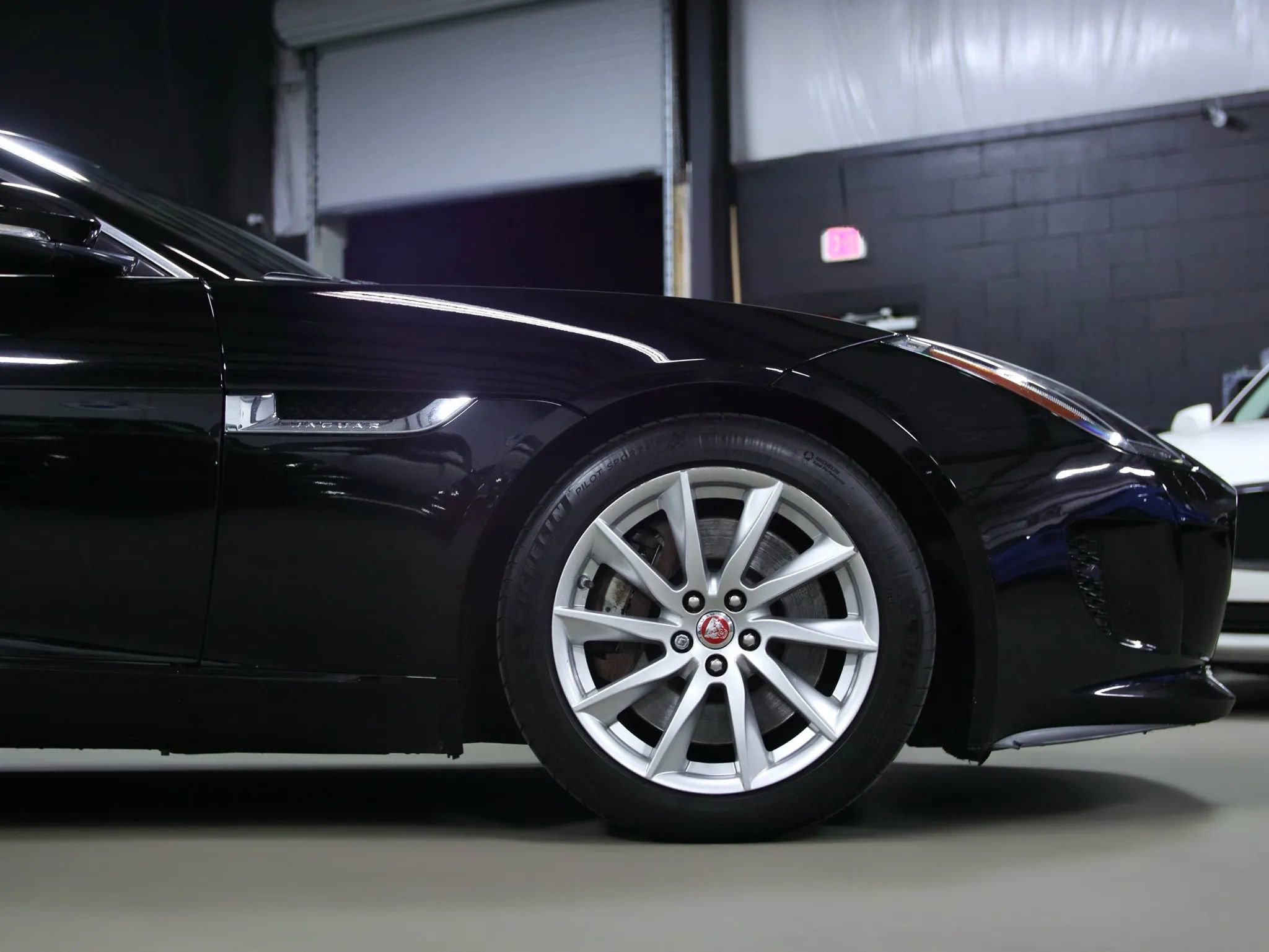 Used 2017 Jaguar F-TYPE Coupe image 11