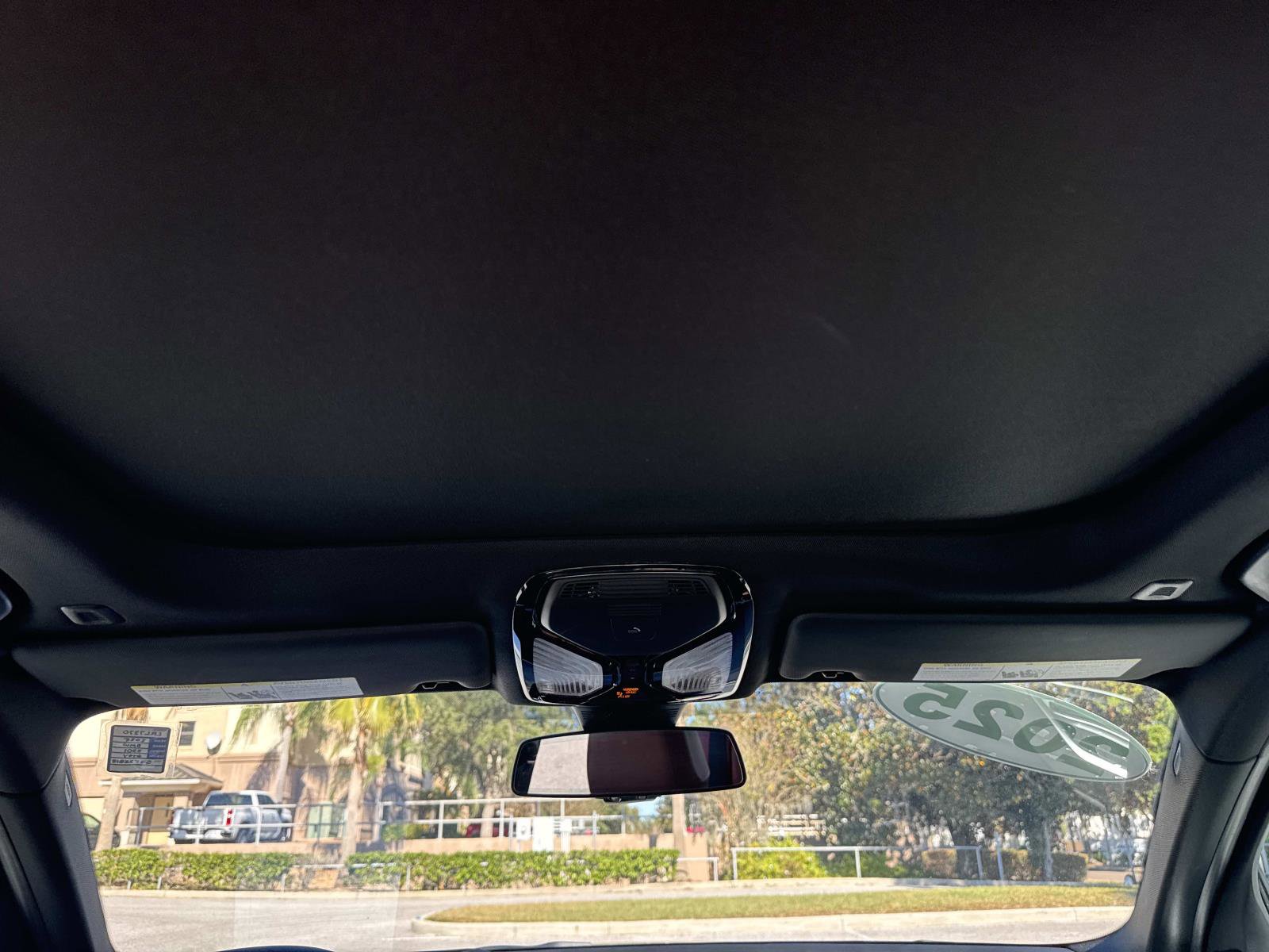 Certified 2025 BMW 330i Sedan w/ Premium Package image 15