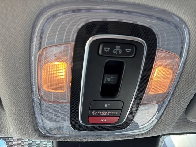 Used 2024 Hyundai Elantra Limited FWD image 35