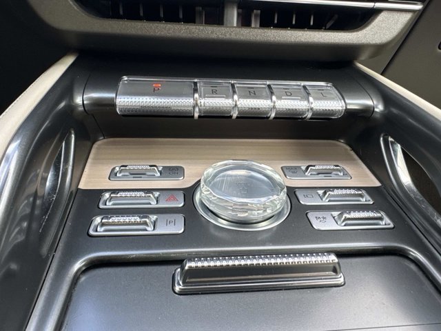 Certified 2024 Lincoln Nautilus Reserve image 31