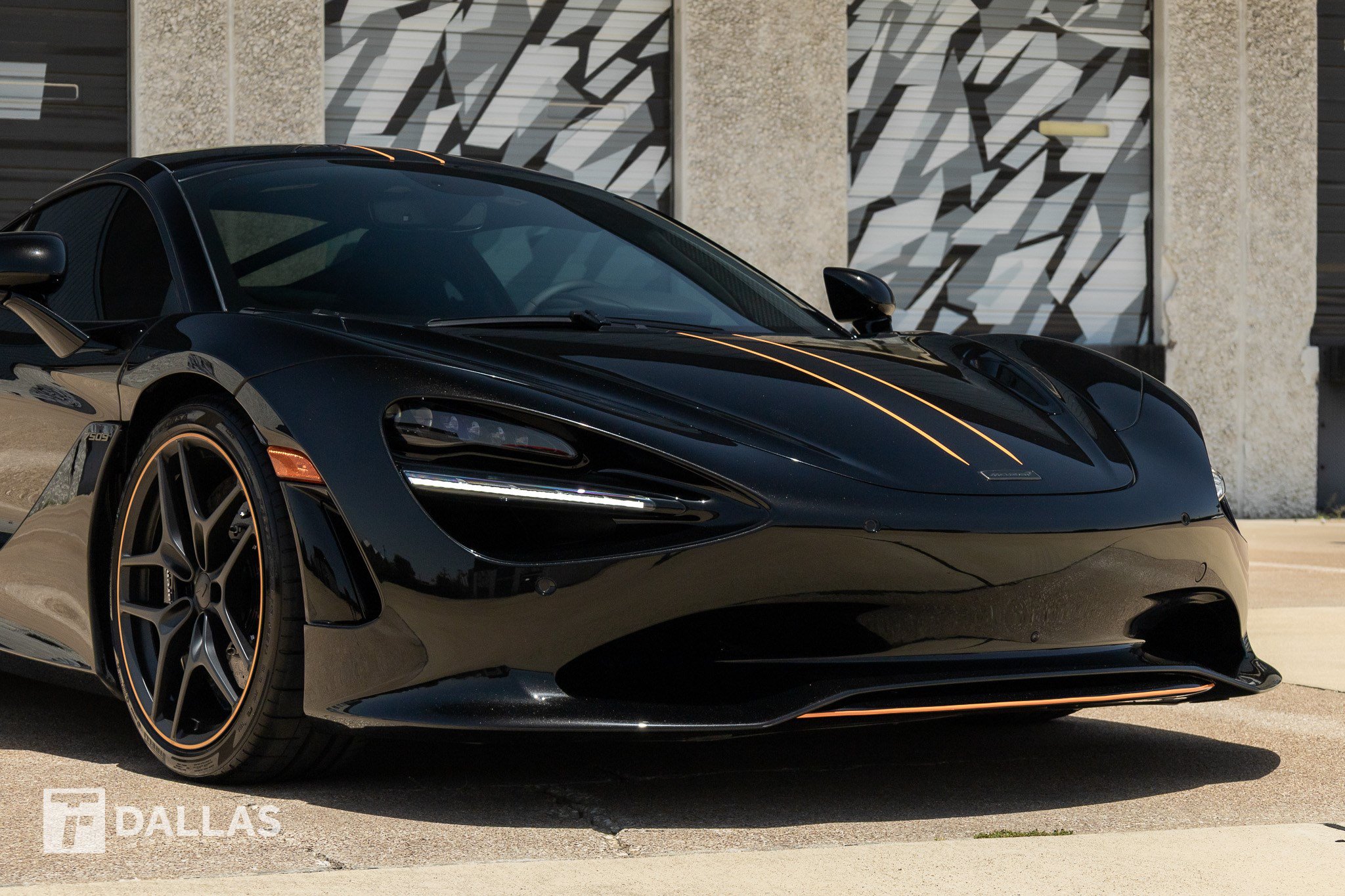 Used 2026 McLaren 750S RWD image 2
