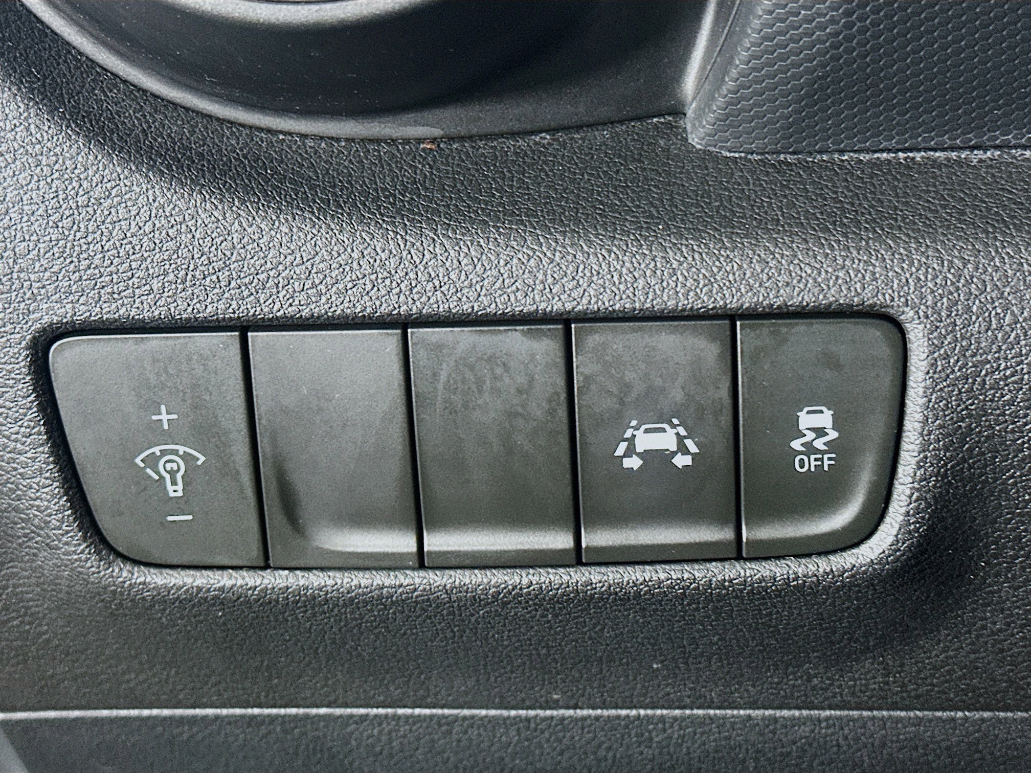 Used 2020 Hyundai Kona SE image 16