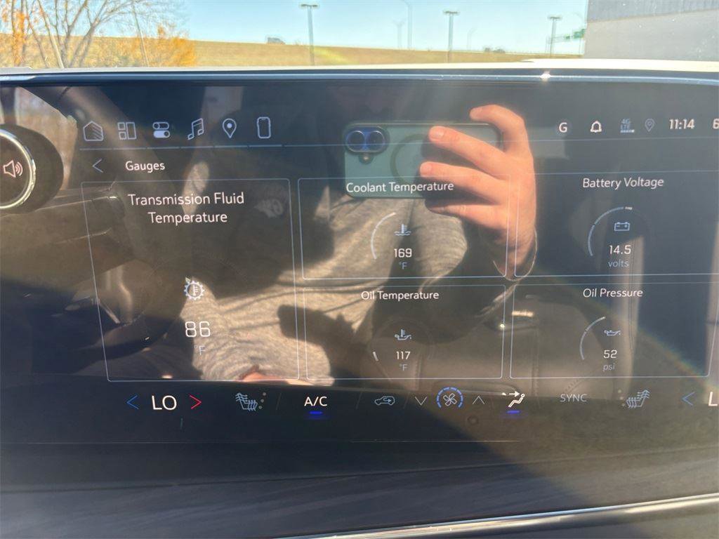 New 2026 Chevrolet Suburban LT w/ Comfort Package image 22