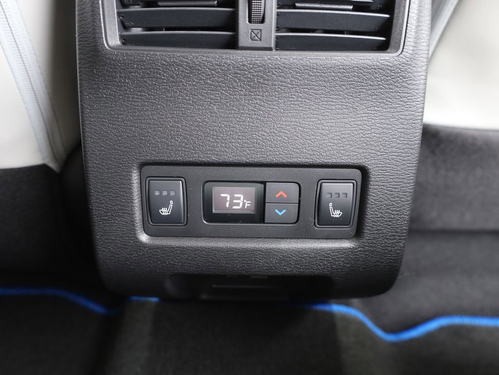New 2025 Mitsubishi Outlander SEL image 19