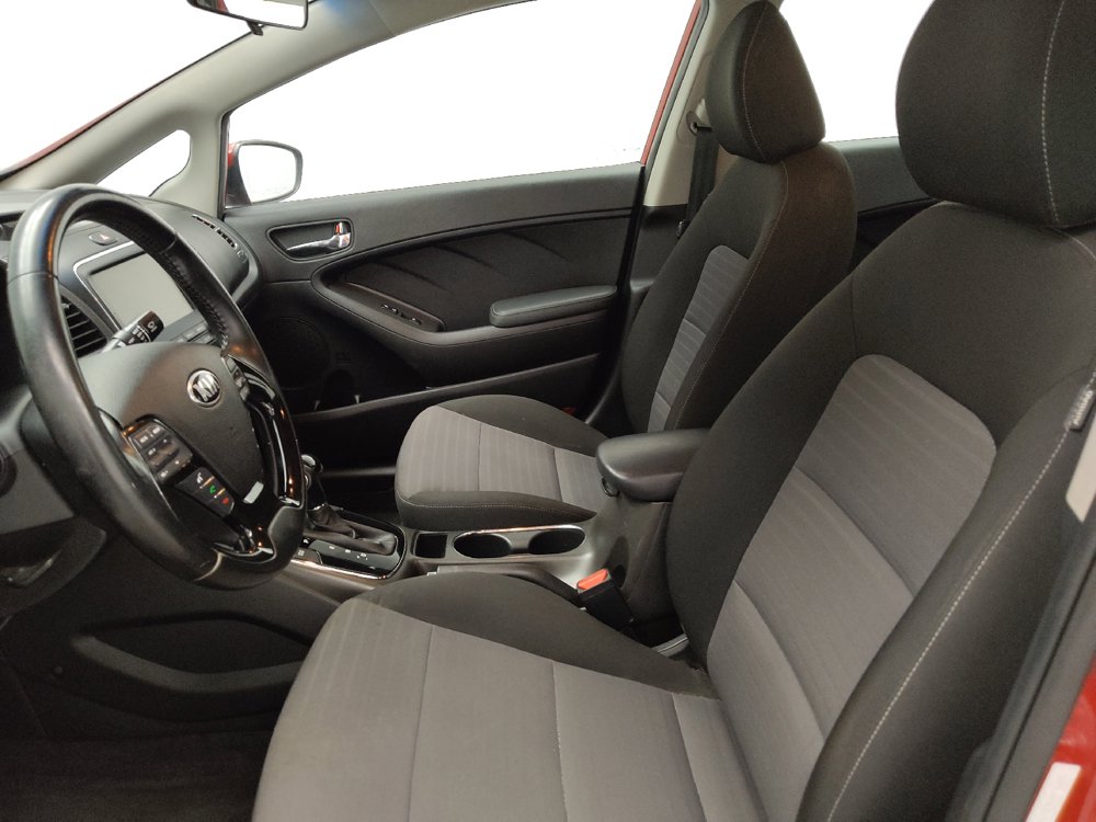 Used 2018 Kia Forte S w/ S Technology Package FWD image 17