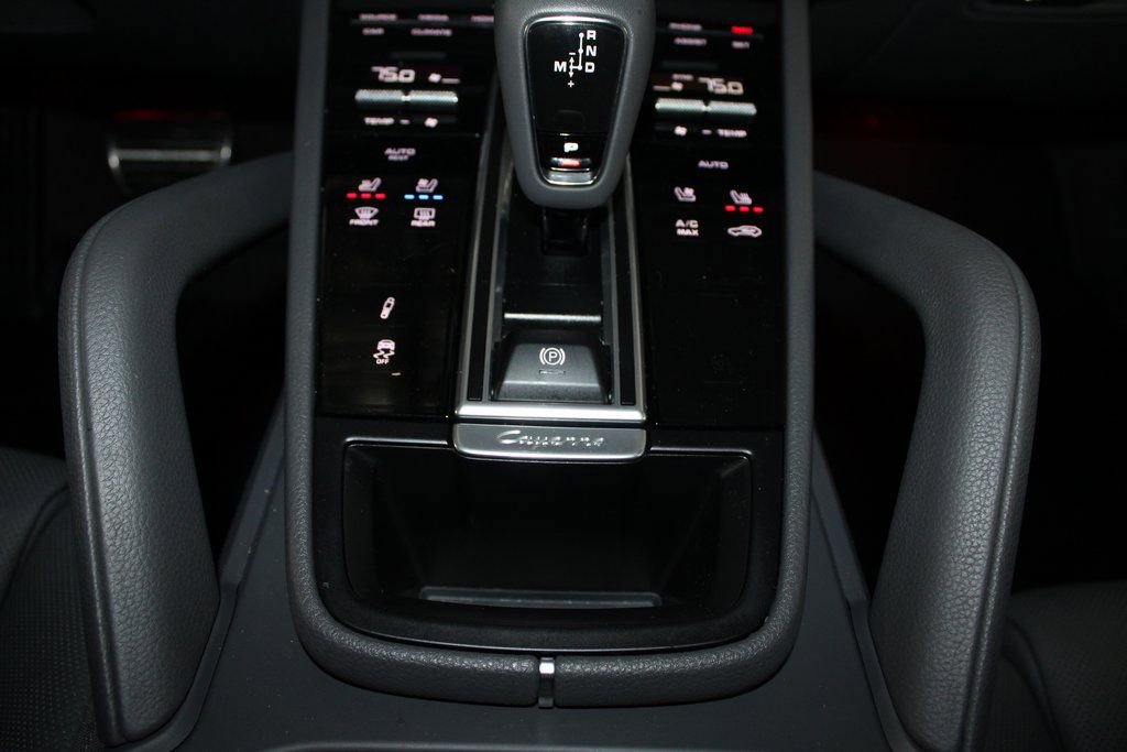 Used 2023 Porsche Cayenne S Platinum w/ Premium Package Plus image 35