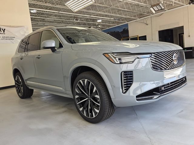 New 2026 Volvo XC90 B6 Plus w/ Protection Package Premier AWD/4WD image 4
