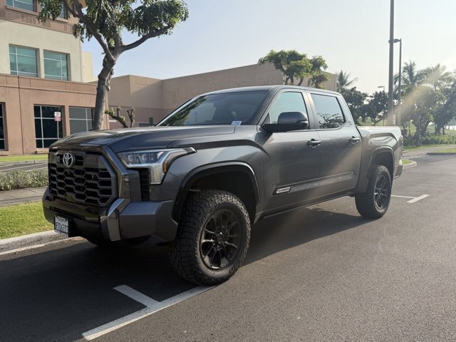 Used 2024 Toyota Tundra Platinum image 2