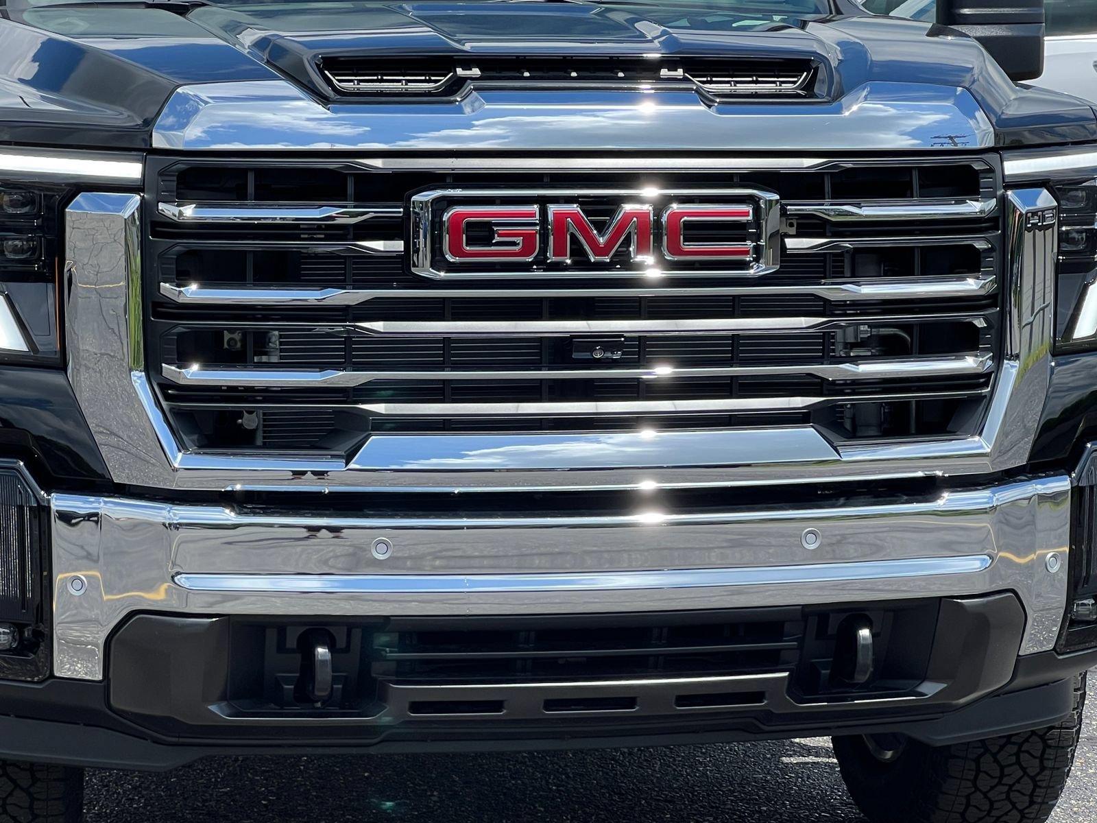 New 2026 GMC Sierra 2500 SLT w/ SLT Premium Package AWD/4WD image 43
