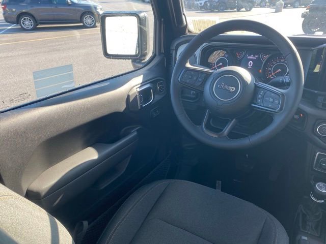 New 2026 Jeep Gladiator Sport AWD/4WD image 32