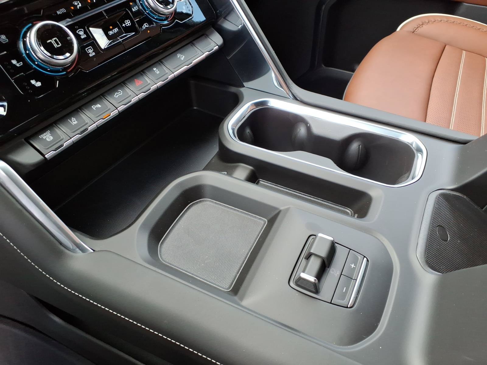 New 2026 GMC Sierra 2500 Denali Ultimate AWD/4WD image 16