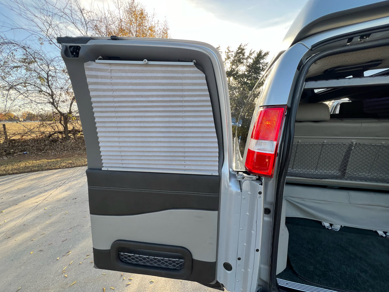 Used 2022 Chevrolet Express 2500 Extended w/ Enhanced Convenience Package image 36