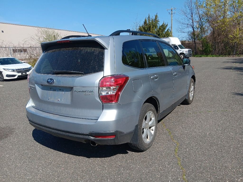 Used 2015 Subaru Forester 2.5i Limited AWD/4WD image 6