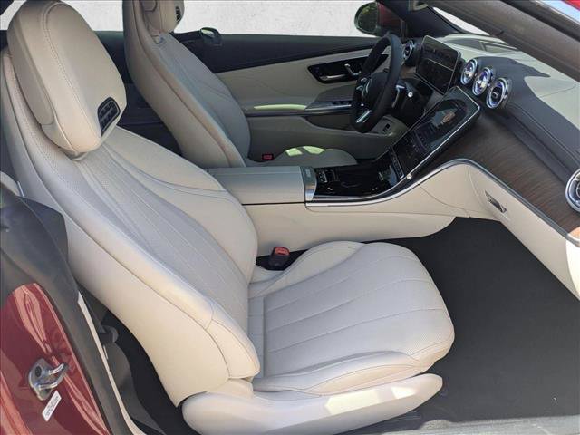 Certified 2024 Mercedes-Benz CLE 450 4MATIC Cabriolet image 21