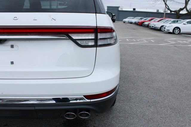 Used 2023 Lincoln Aviator Reserve w/ Elements Package Plus image 47