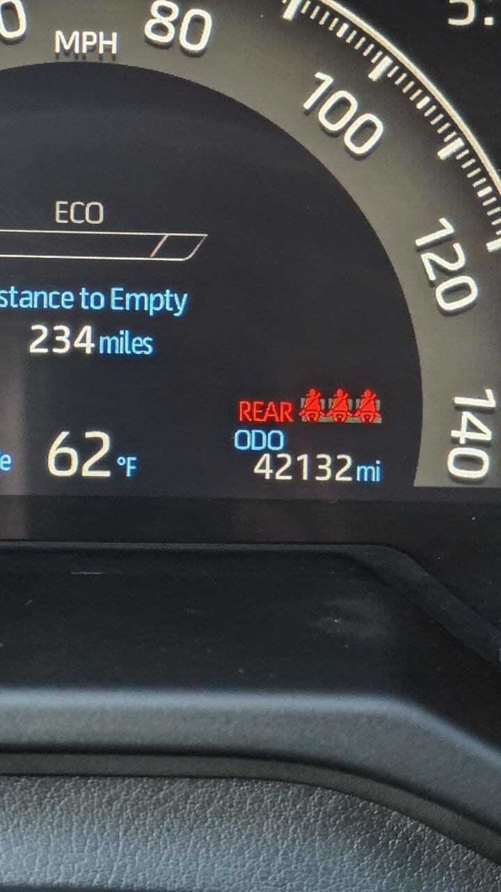 Used 2024 Toyota RAV4 LE image 13